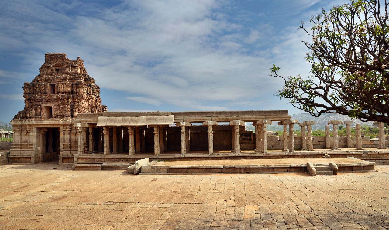 Clarks Inn Hampi Kamalapur Eksteriør bilde